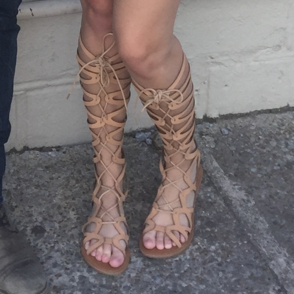 Lace Up Knee High Gladiator Sandals